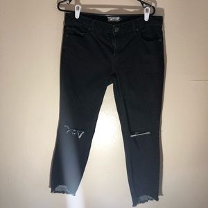 🌂Black Free People Distressed Jeans Sz. 31